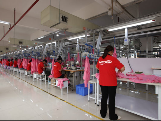 OEM vs ODM Sportswear Manufacturing